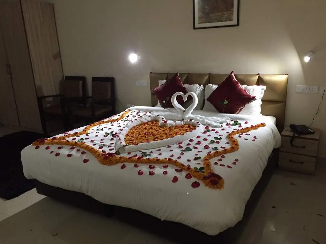 Resort Hotel Ashiana Grand Shimla India