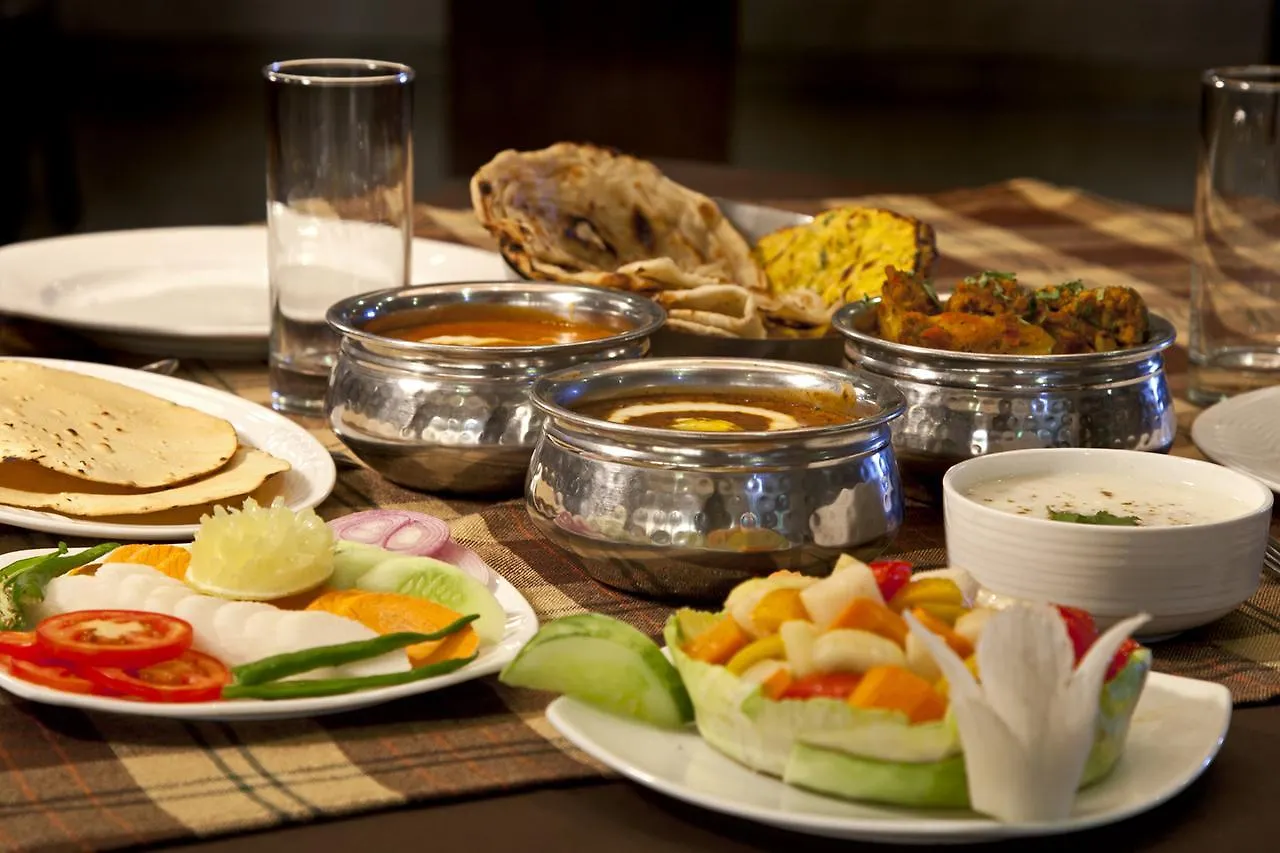 Hotel Ashiana Grand Shimla 0*,